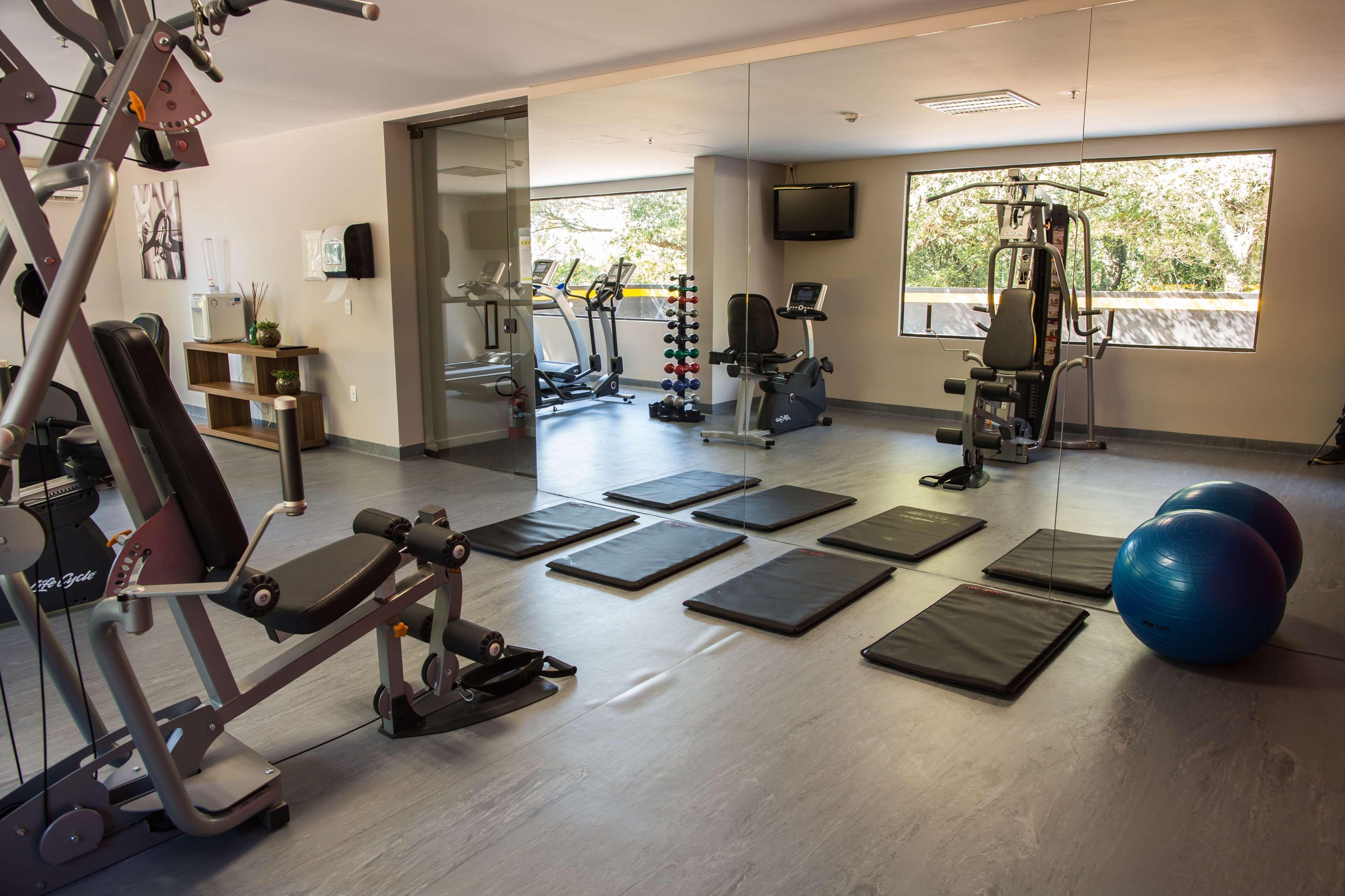 Radisson Porto Alegre - Futuro Hotel Epic People&Arts Esterno foto The gym at the hotel