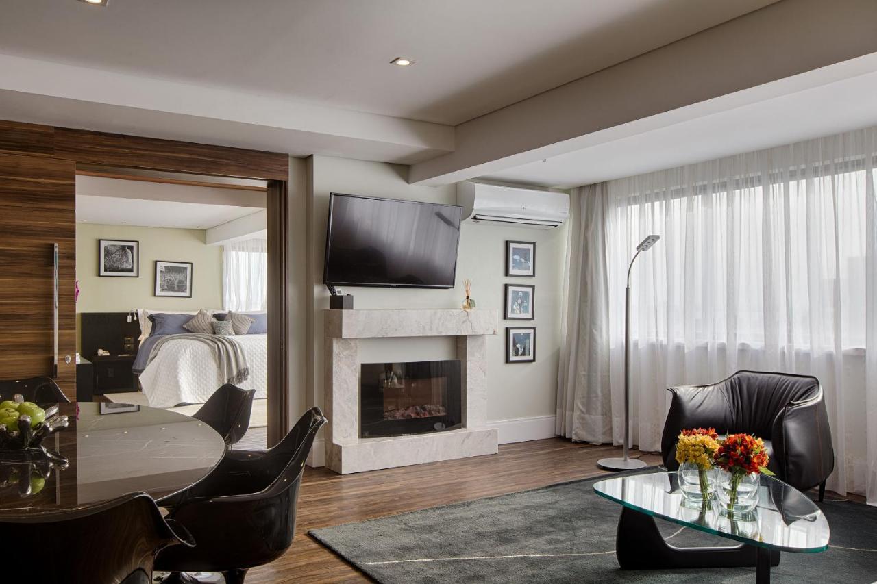 Radisson Porto Alegre - Futuro Hotel Epic People&Arts Esterno foto A suite at the hotel
