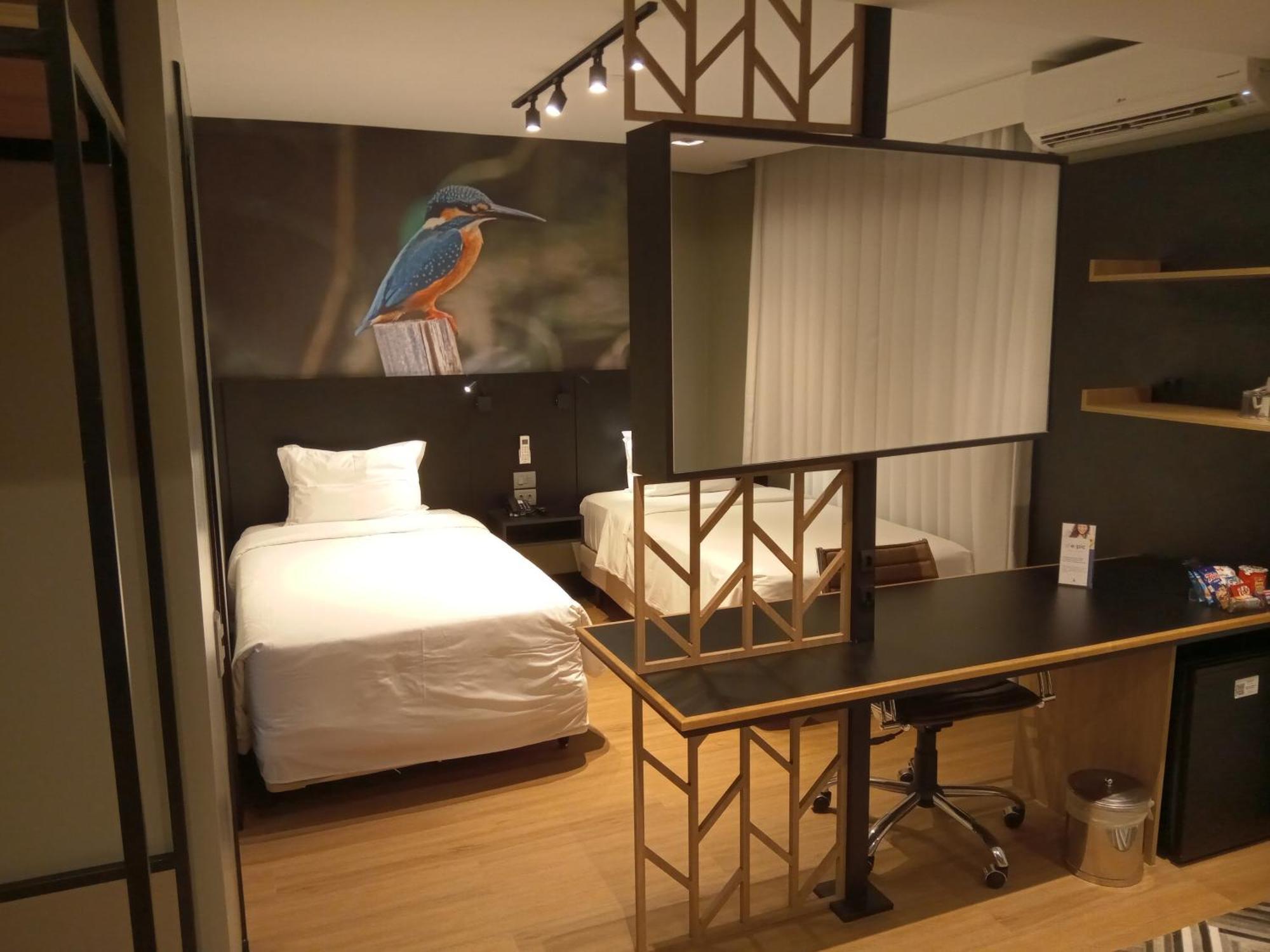 Radisson Porto Alegre - Futuro Hotel Epic People&Arts Esterno foto A room at the hotel