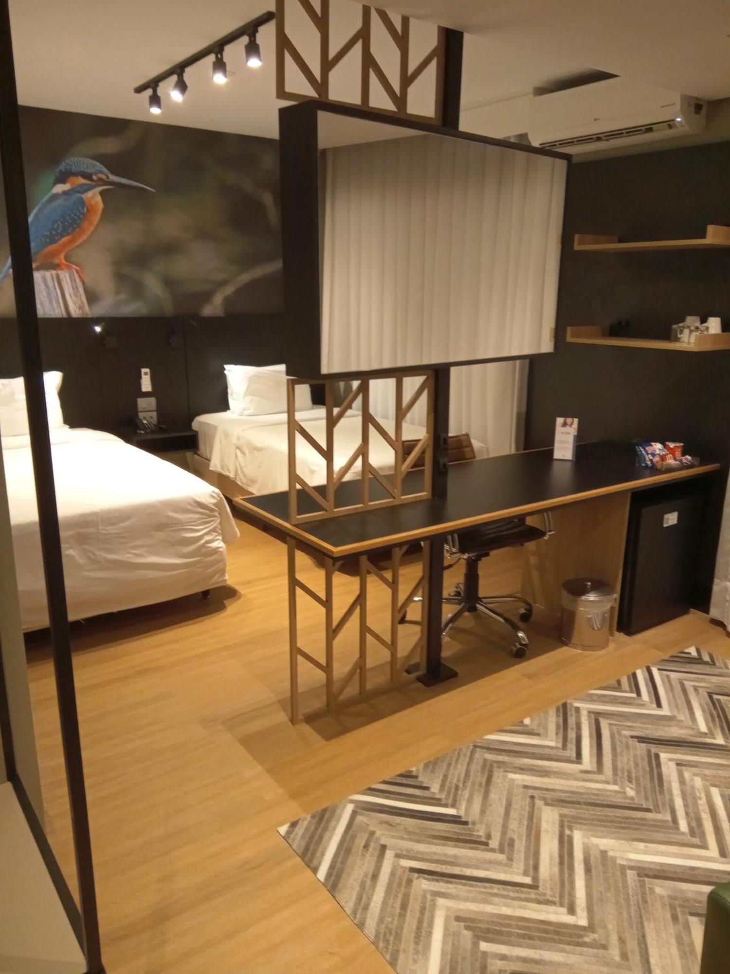 Radisson Porto Alegre - Futuro Hotel Epic People&Arts Esterno foto A room at the hotel